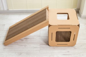 Drapak dla kota KARTONOWY domek kostka pochylnia