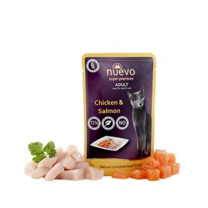 Nuevo Kurczak i łosoś saszetka 85 g