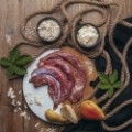Liebesgut Cat JUNIOR BIO 100g, Ekologiczna Jagnięcina Z Dodatkiem Ekologicznych Gruszek I Płatków Kokosowych! Monobiałkowa! Aż 93,5% Ekologicznej Jagnięciny! Certyfikowane Składniki I Wysoka Smakowitość! Nowość! 